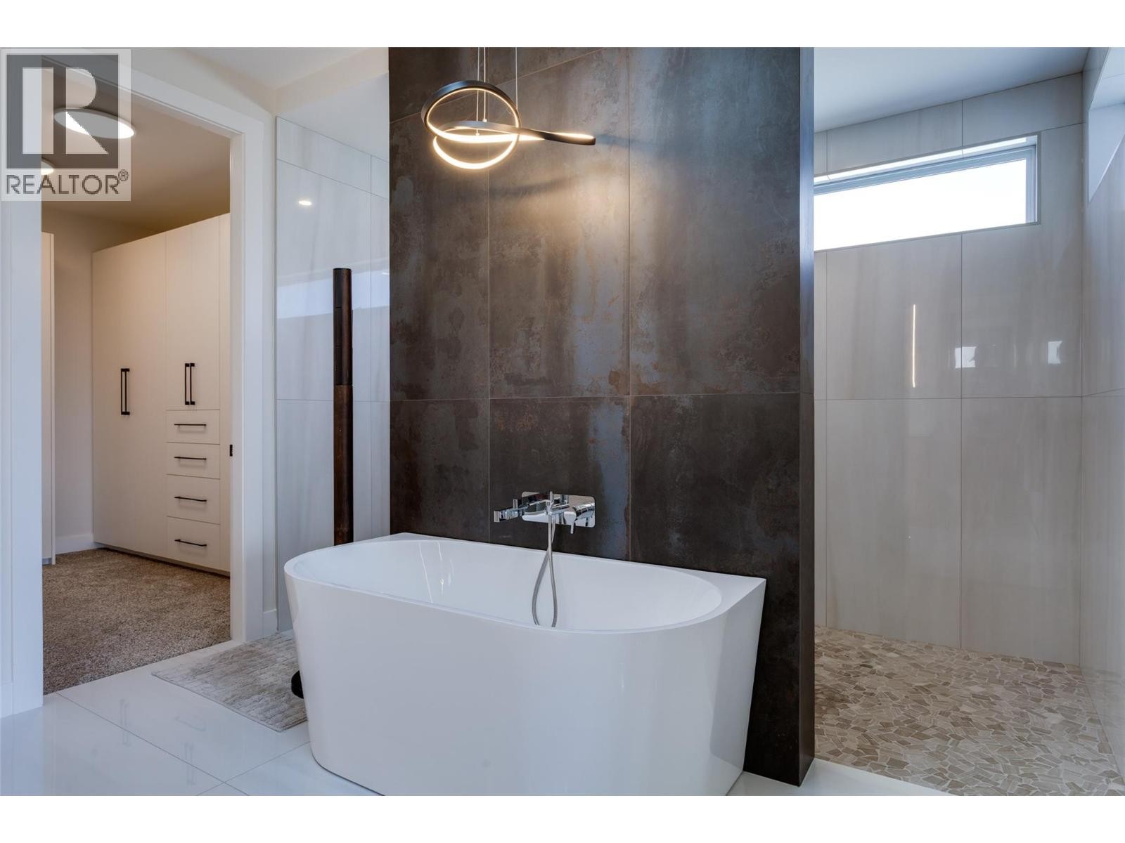 












703 Carnoustie Drive

,
Kelowna,




British Columbia
V1P1V2

