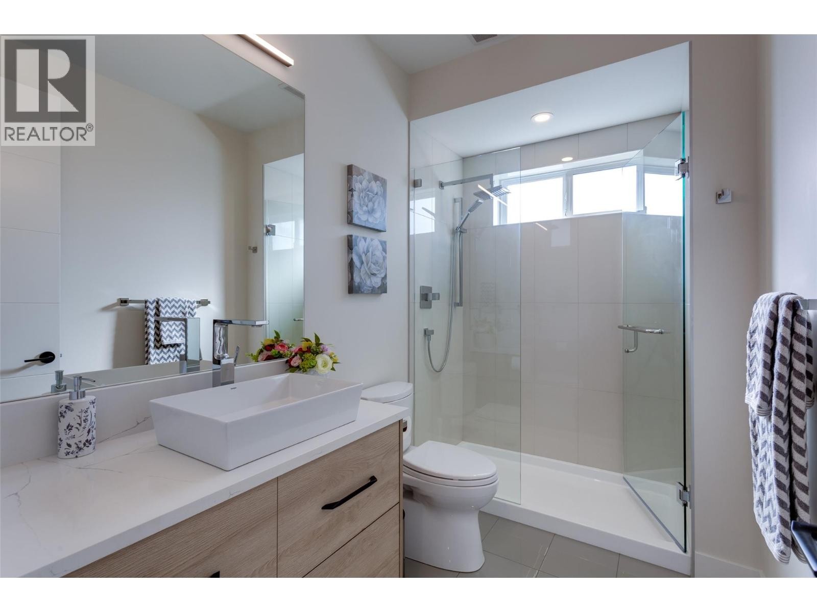












703 Carnoustie Drive

,
Kelowna,




British Columbia
V1P1V2

