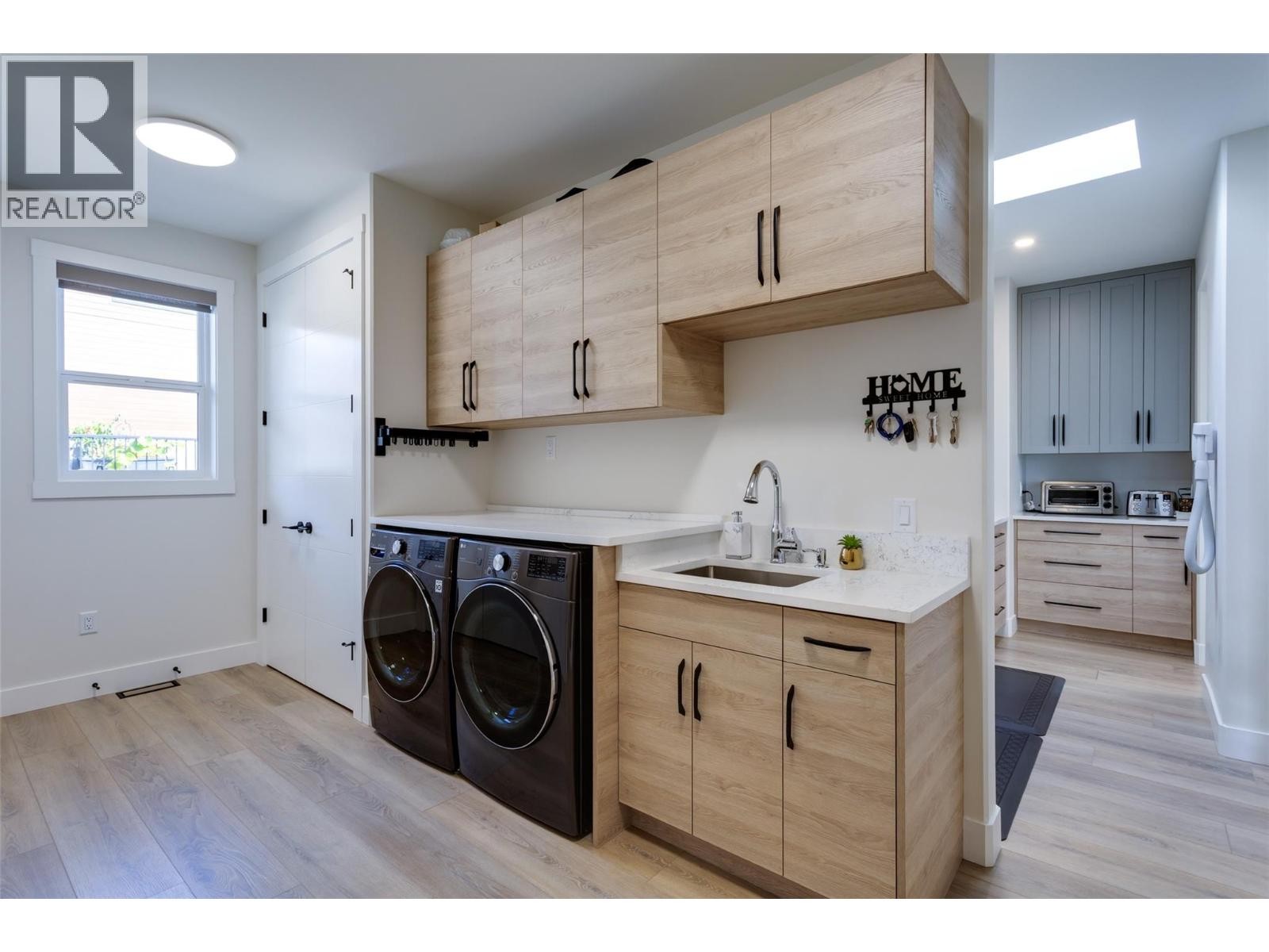 












703 Carnoustie Drive

,
Kelowna,




British Columbia
V1P1V2

