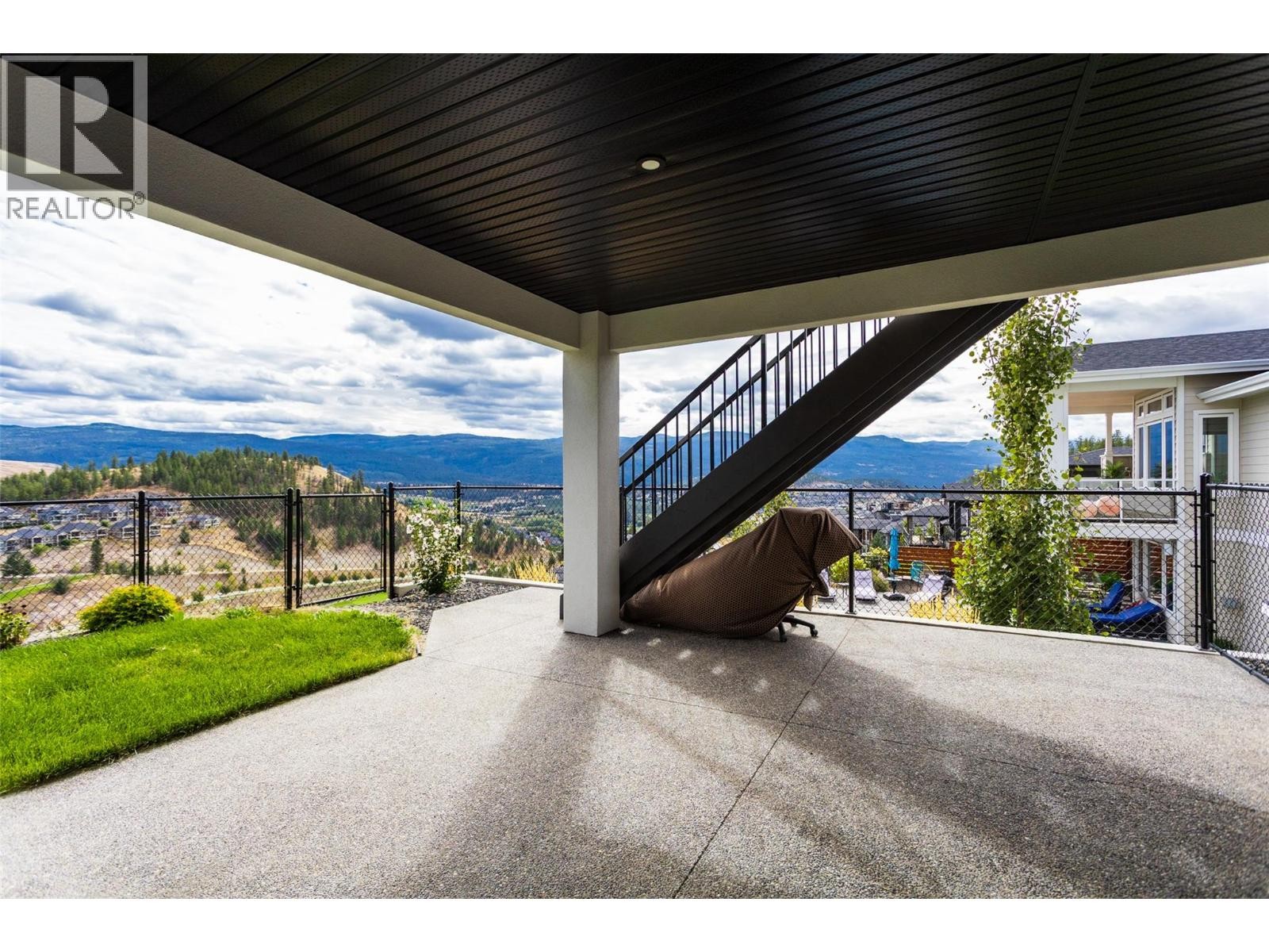












703 Carnoustie Drive

,
Kelowna,




British Columbia
V1P1V2

