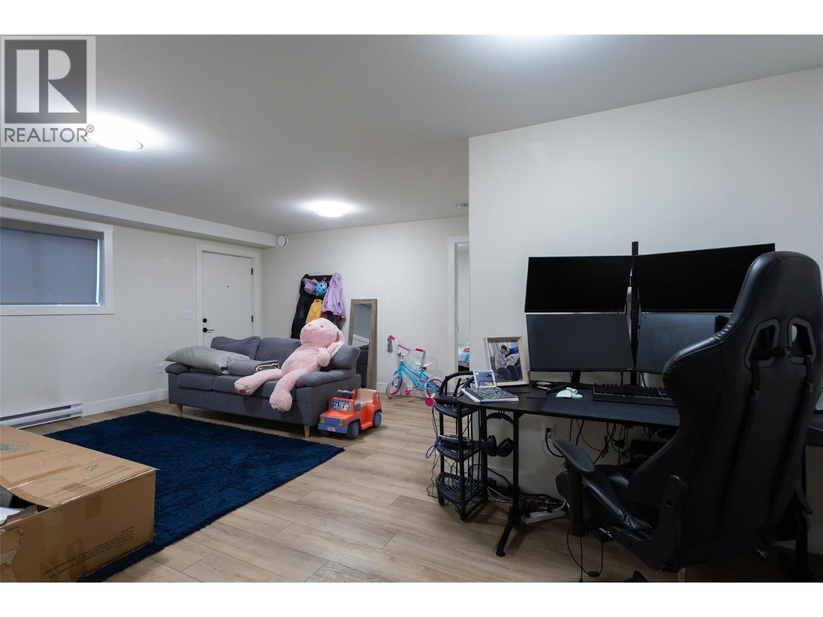 












703 Carnoustie Drive

,
Kelowna,




British Columbia
V1P1V2

