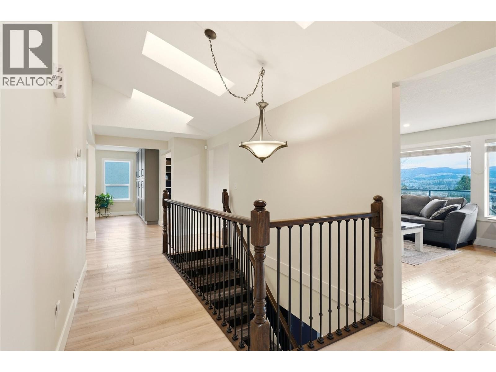 












2218 Omineca Place

,
Kelowna,




British Columbia
V1V1H7

