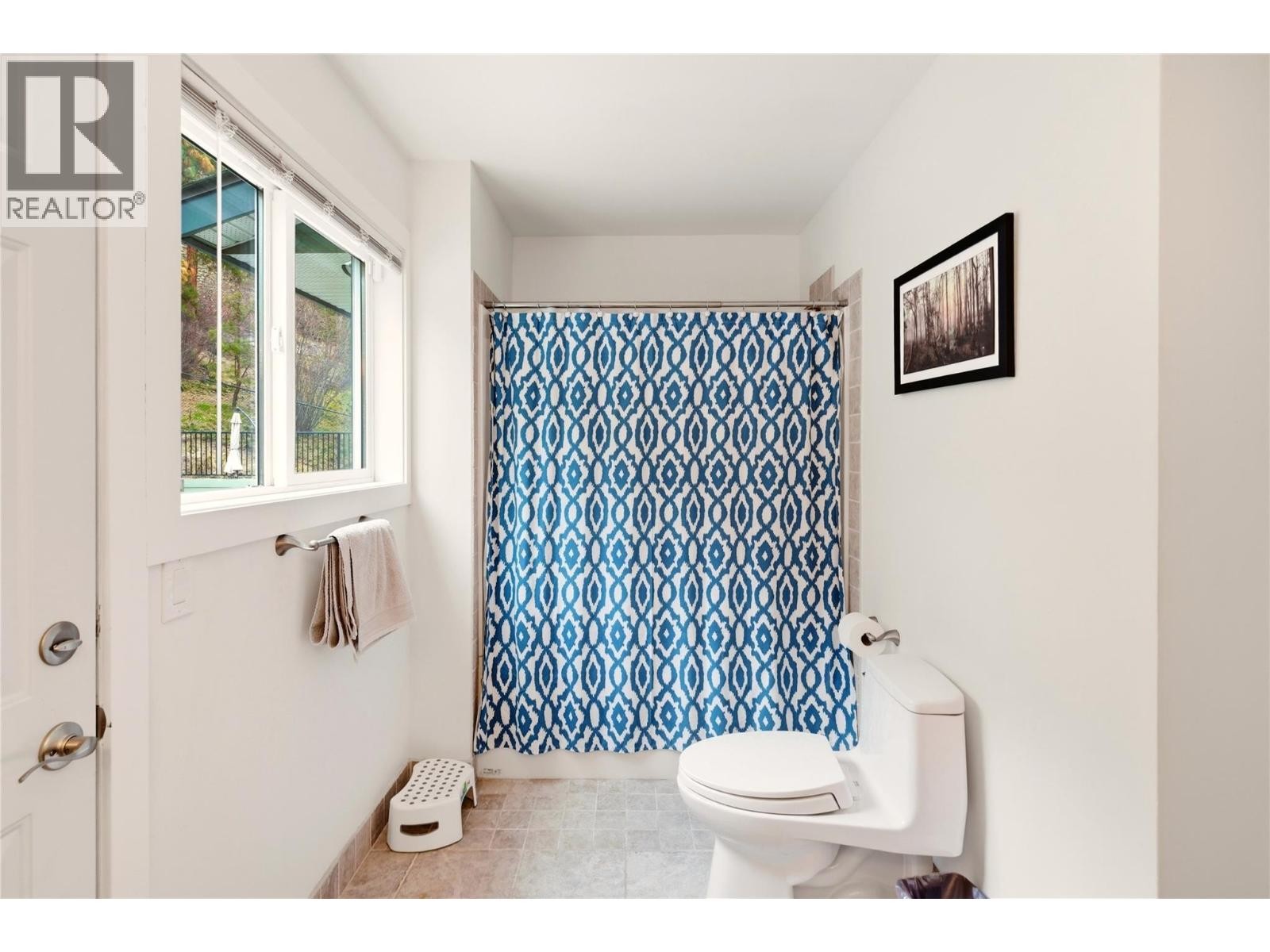 












2218 Omineca Place

,
Kelowna,




British Columbia
V1V1H7

