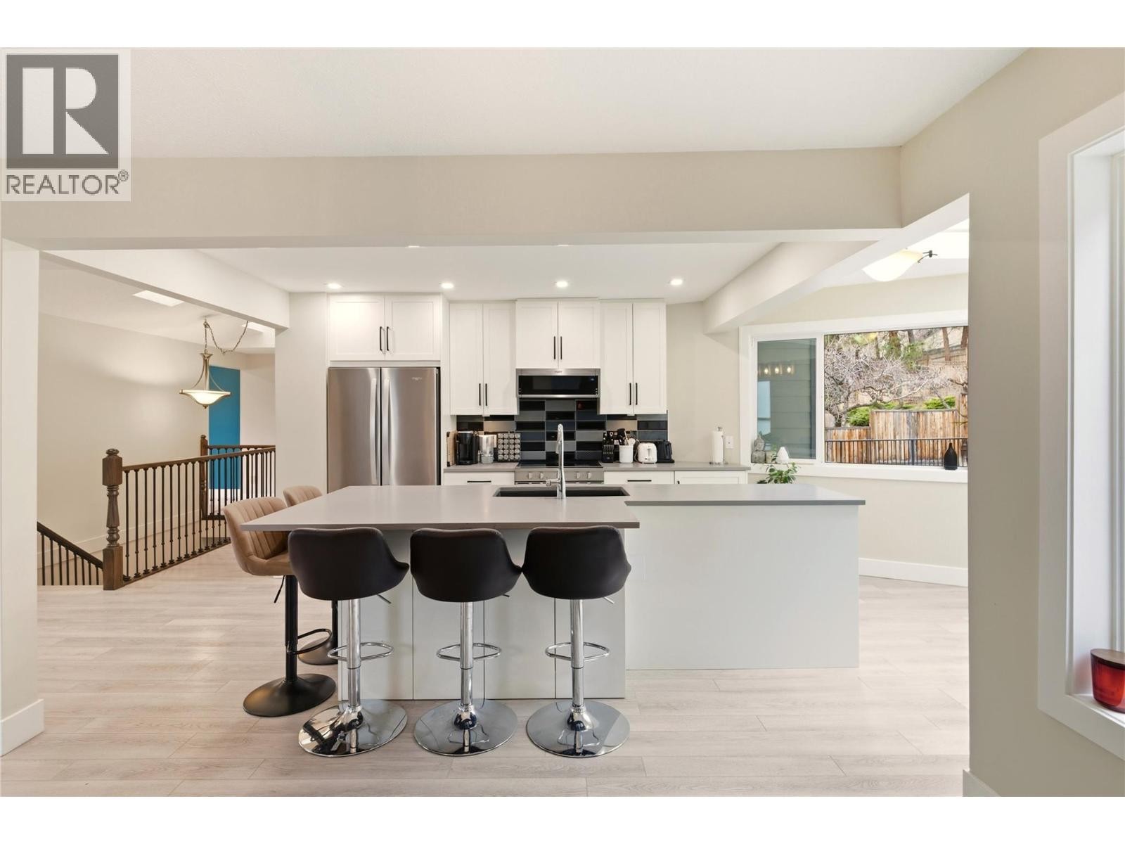 












2218 Omineca Place

,
Kelowna,




British Columbia
V1V1H7

