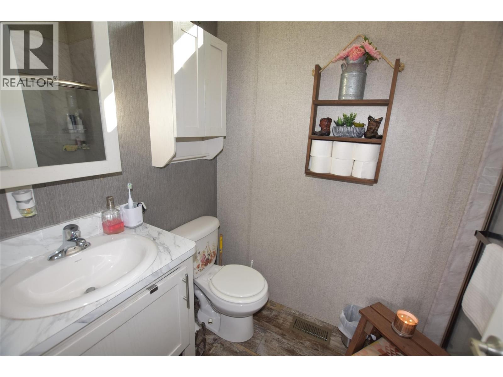 












65 Antoine Unit# 5

,
Vernon,







British Columbia
V1H2A3

