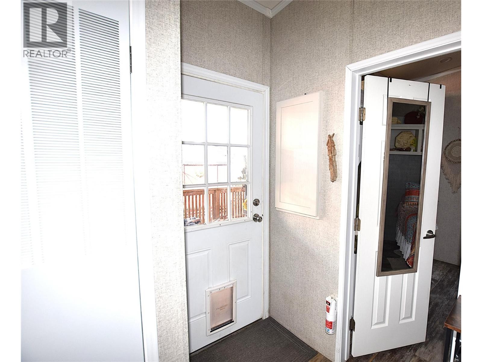 












65 Antoine Unit# 5

,
Vernon,







British Columbia
V1H2A3

