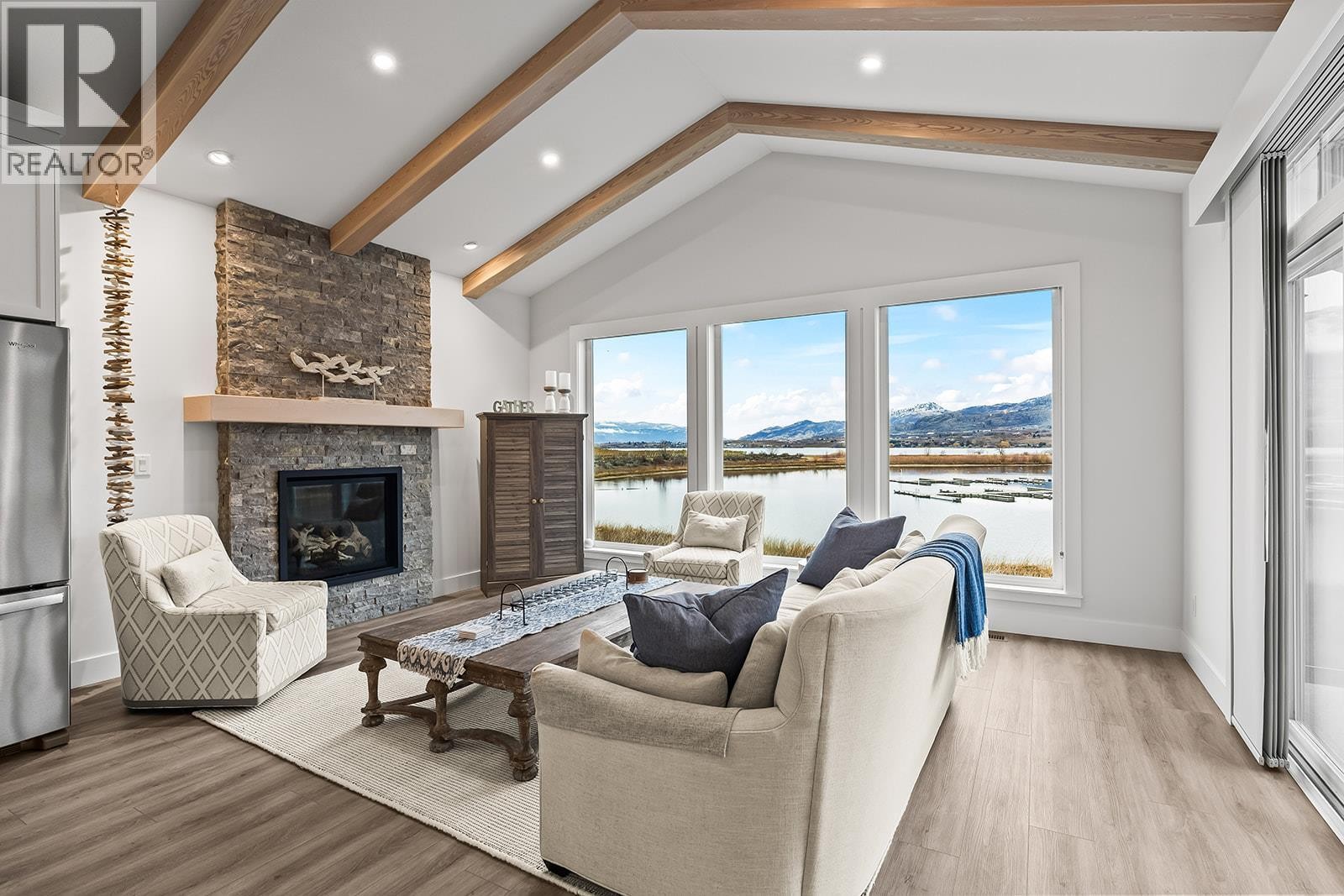 












2450 Radio Tower Road Unit# 165

,
Osoyoos,




British Columbia
V0H1T1

