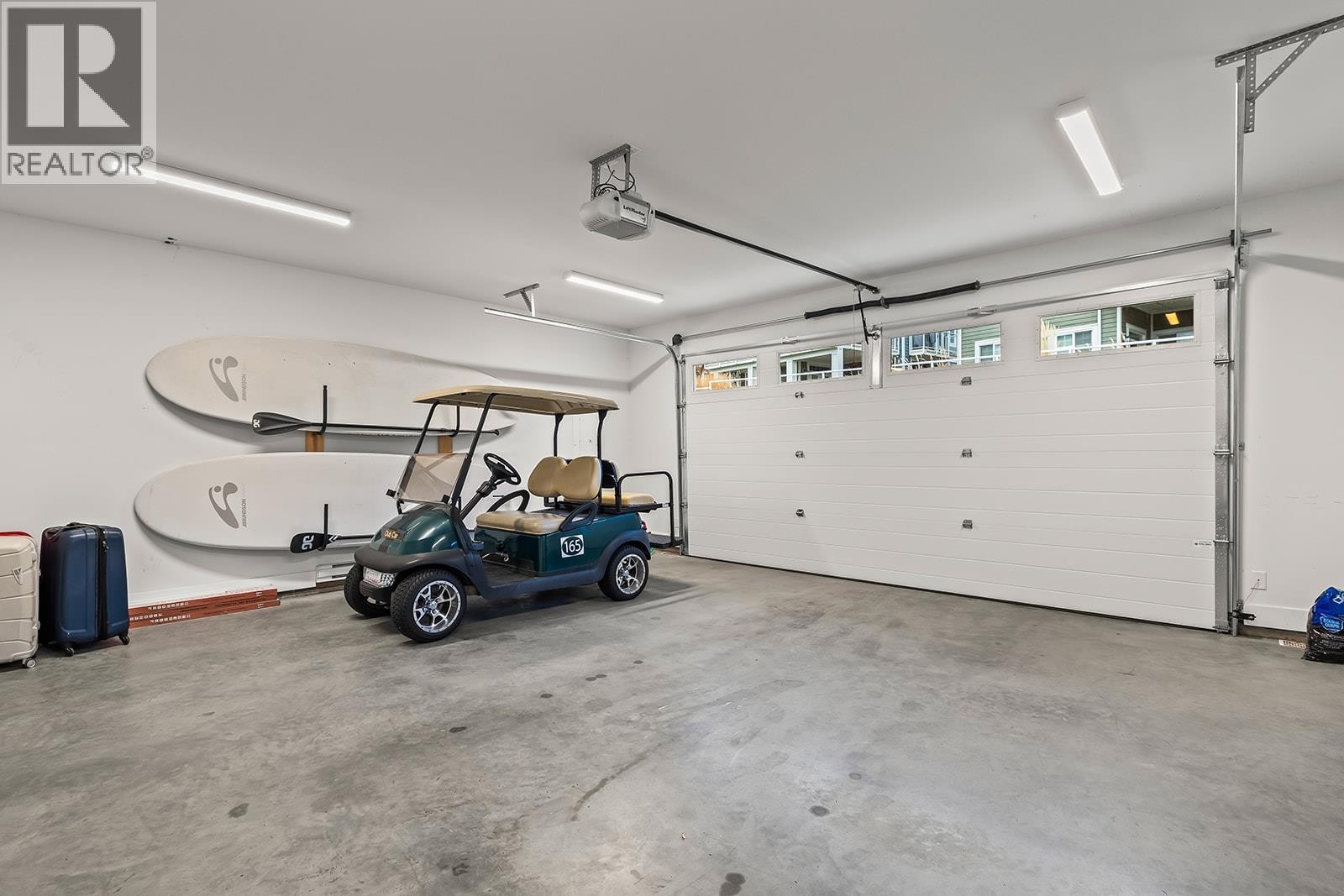 












2450 Radio Tower Road Unit# 165

,
Osoyoos,




British Columbia
V0H1T1

