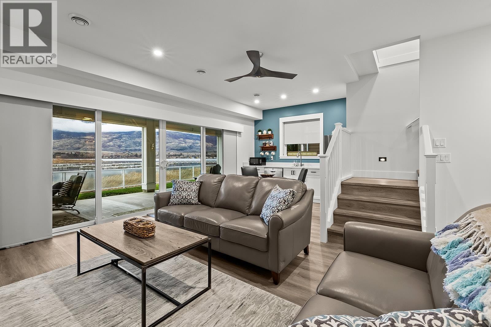 












2450 Radio Tower Road Unit# 165

,
Osoyoos,




British Columbia
V0H1T1

