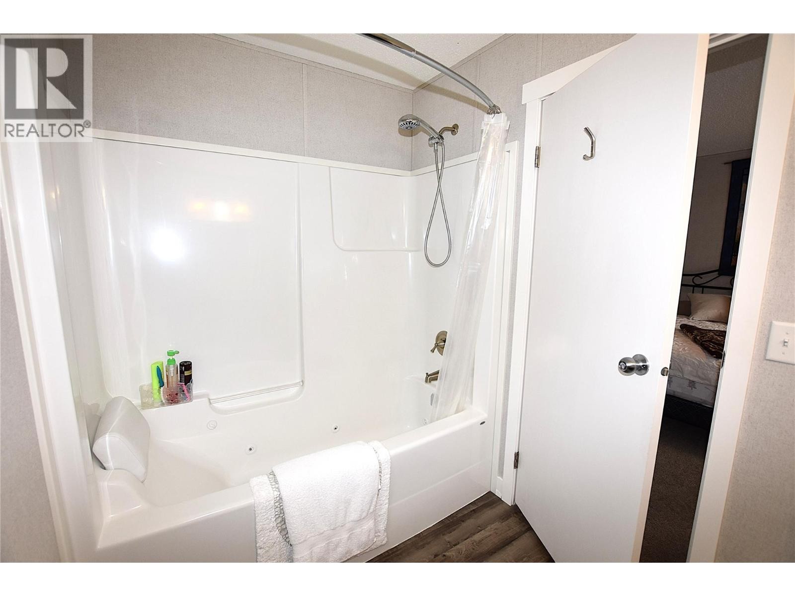 












8508 Clerke Road Unit# 23

,
Coldstream,




British Columbia
V1B1W2

