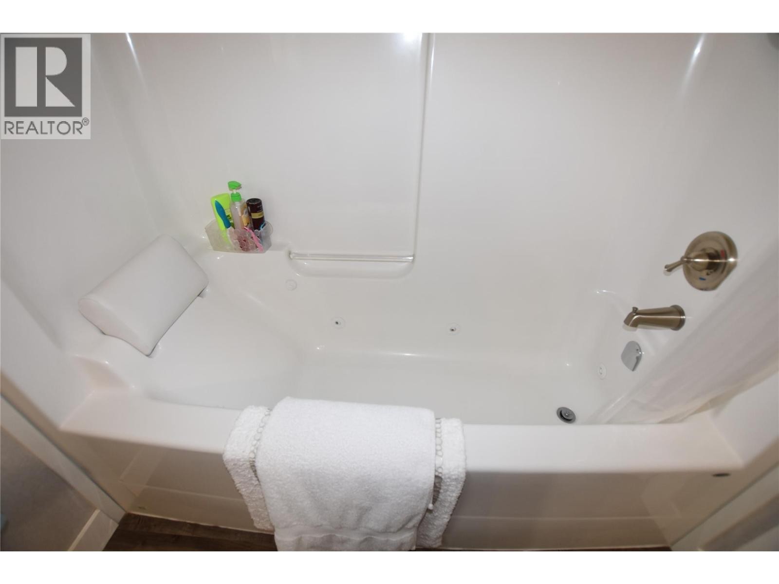 












8508 Clerke Road Unit# 23

,
Coldstream,




British Columbia
V1B1W2

