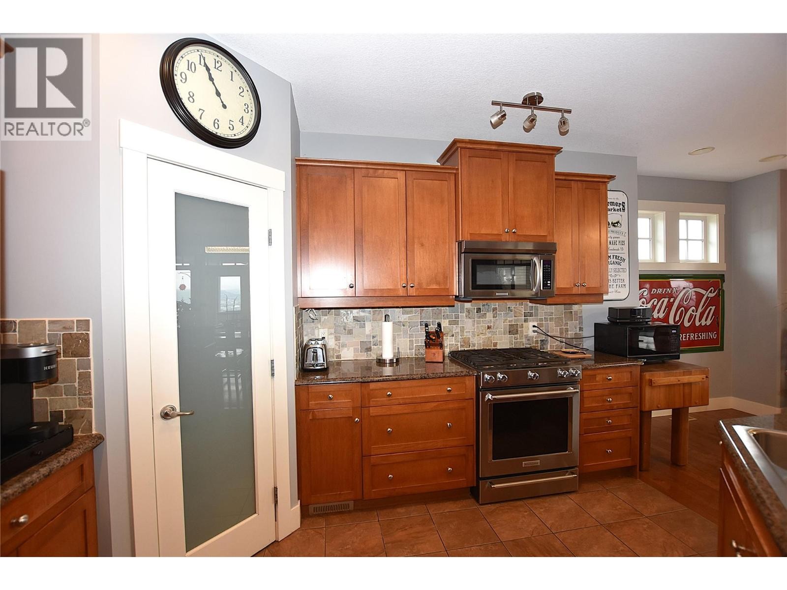 












3721 Razorback Court

,
Vernon,




British Columbia
V1T9W4

