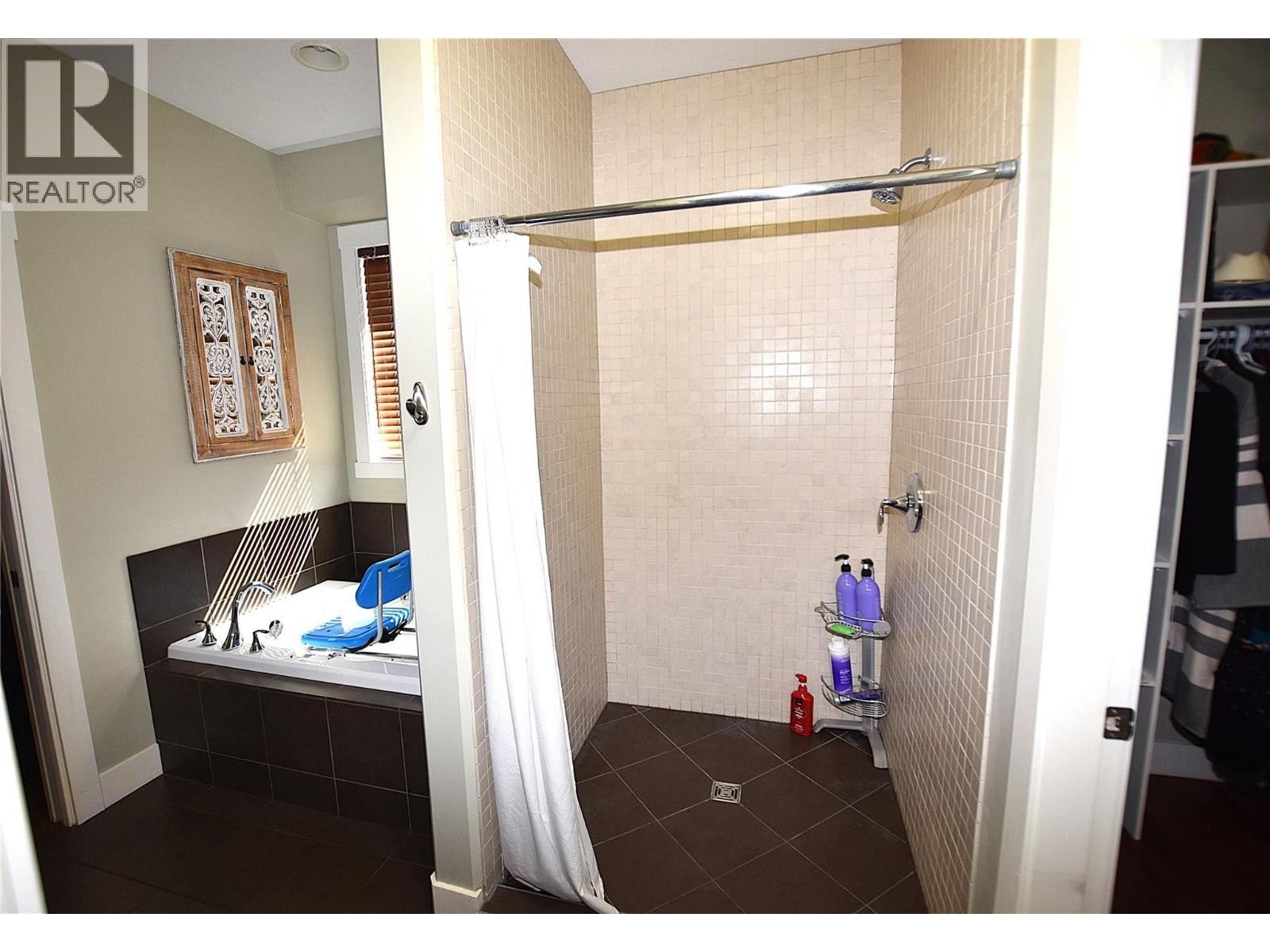 












3721 Razorback Court

,
Vernon,




British Columbia
V1T9W4

