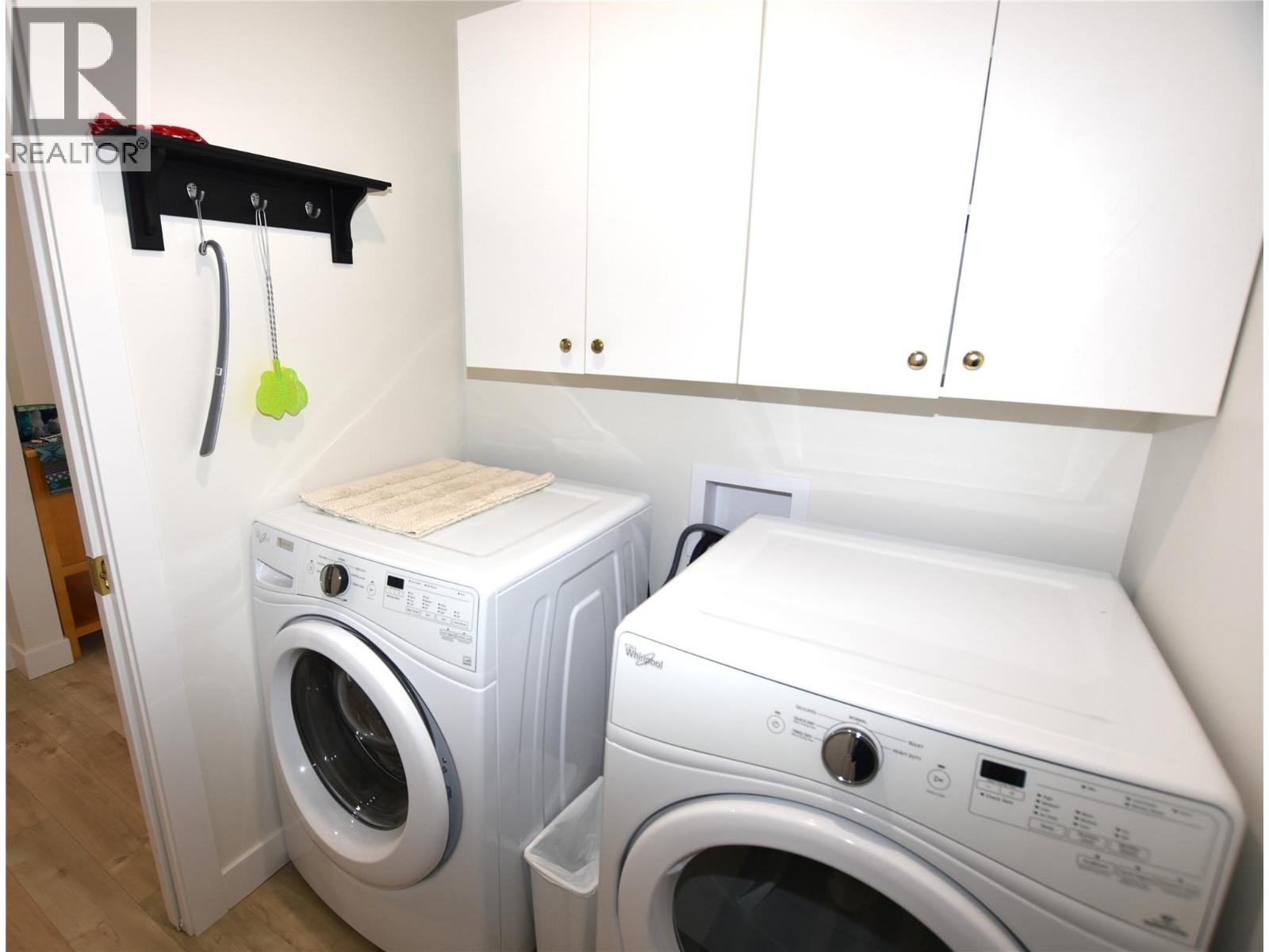 












233 234 Falcon Avenue

,
Vernon,




British Columbia
V1H2A1

