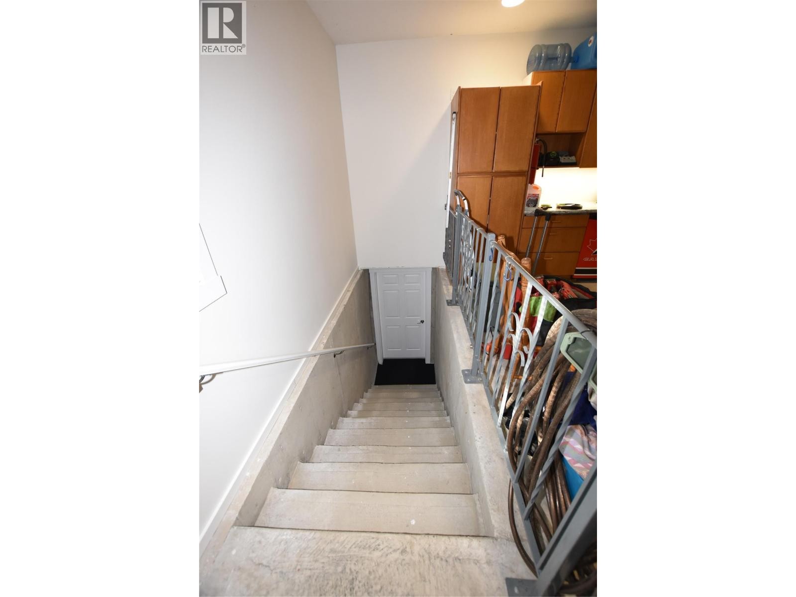 












233 234 Falcon Avenue

,
Vernon,




British Columbia
V1H2A1

