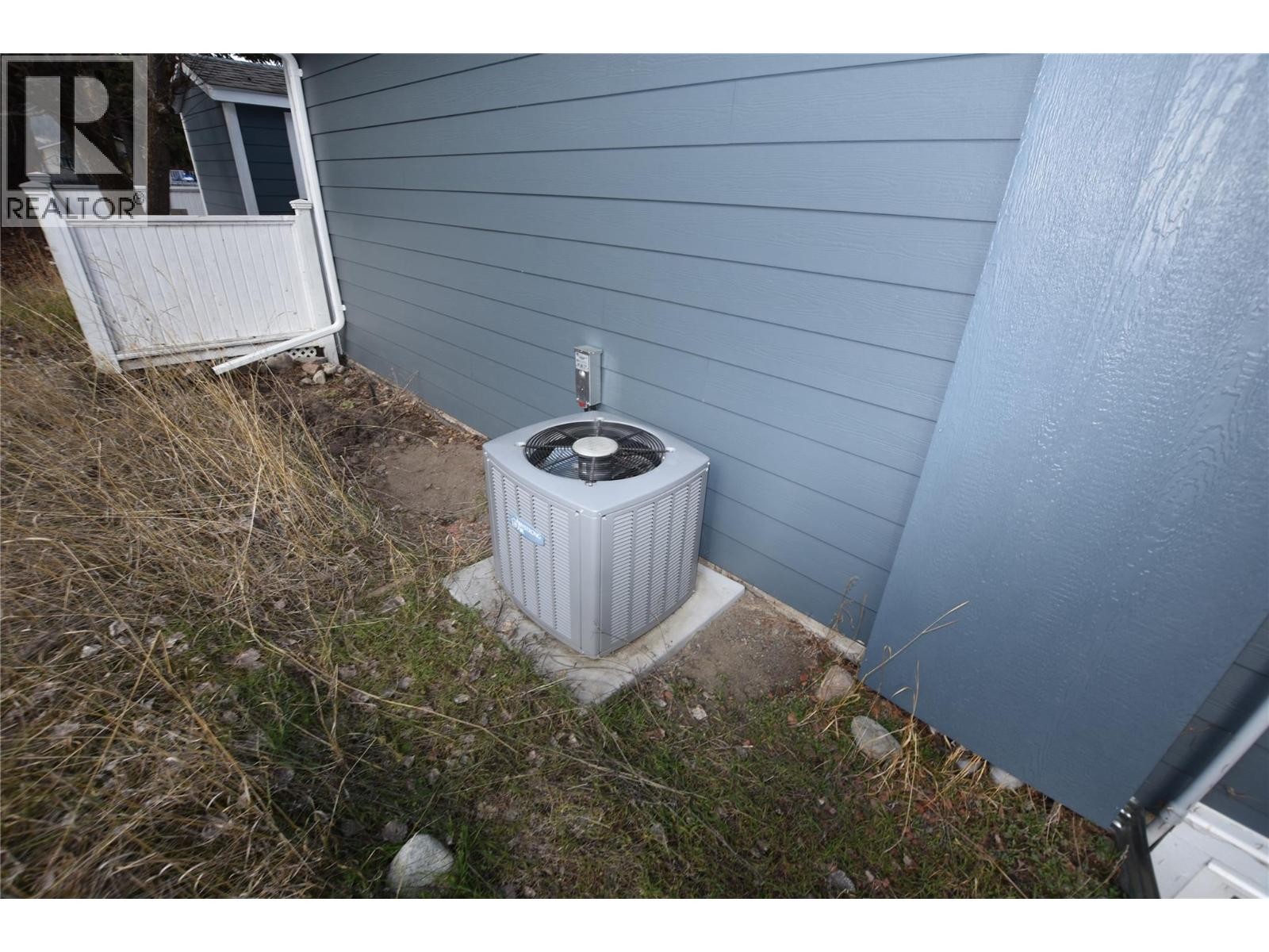 












233 234 Falcon Avenue

,
Vernon,




British Columbia
V1H2A1

