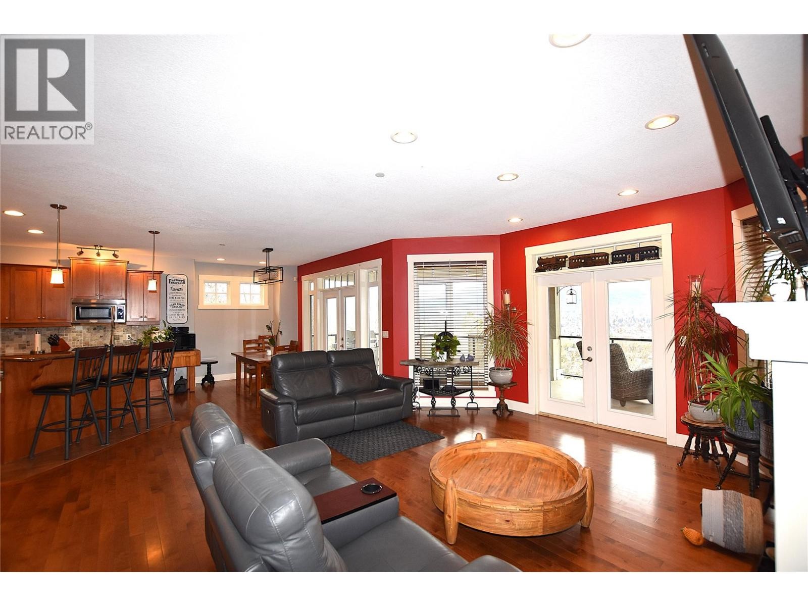 












3721 Razorback Court

,
Vernon,




British Columbia
V1T9W4

