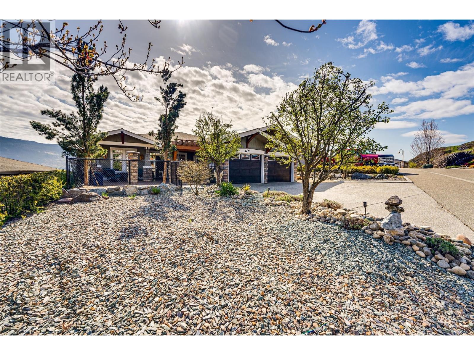 












3721 Razorback Court

,
Vernon,




British Columbia
V1T9W4

