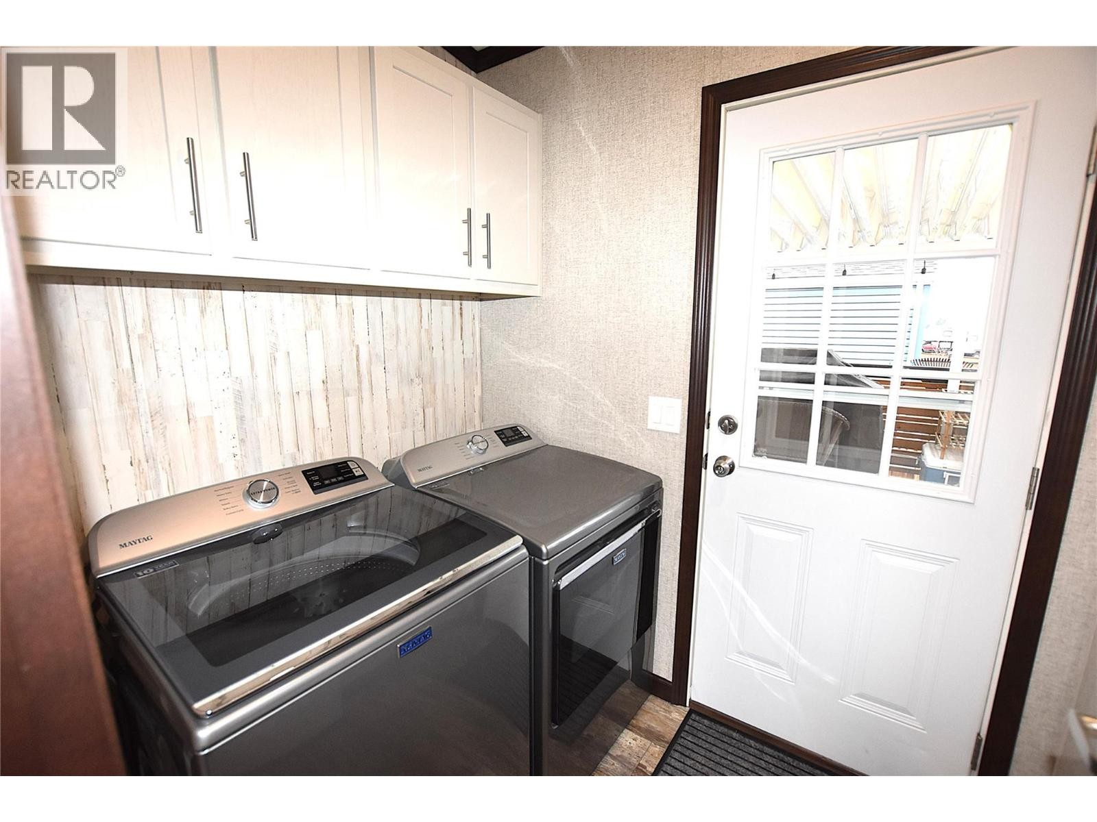 












61 Antoine Road Unit# 8

,
Vernon,




British Columbia
V1H2A3

