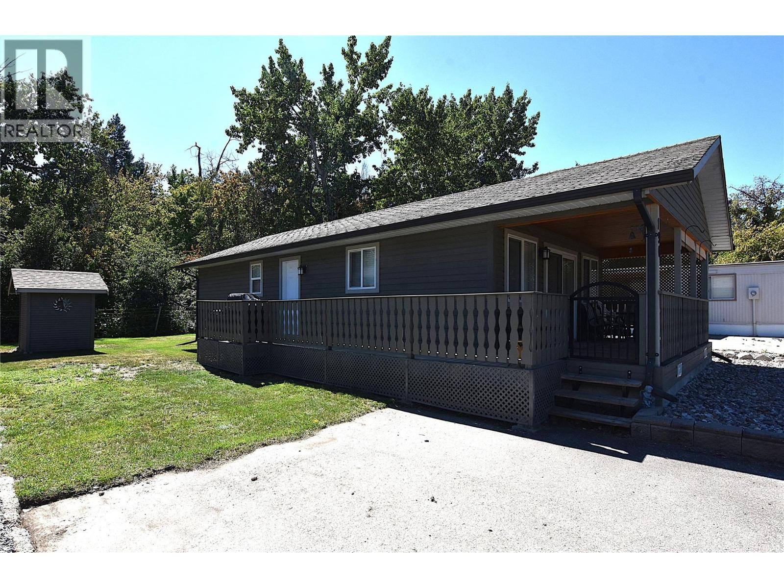 












190 Falcon Avenue

,
Vernon,




British Columbia
V1H2A1

