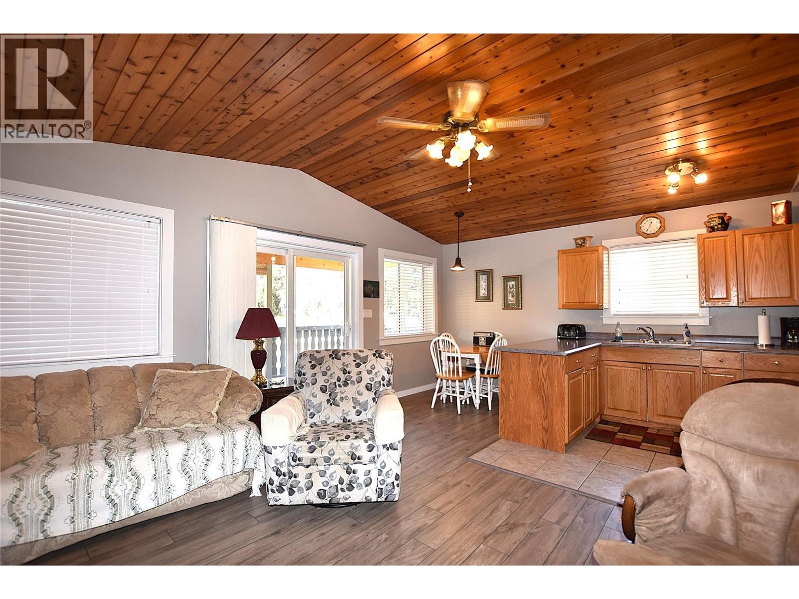 












190 Falcon Avenue

,
Vernon,




British Columbia
V1H2A1

