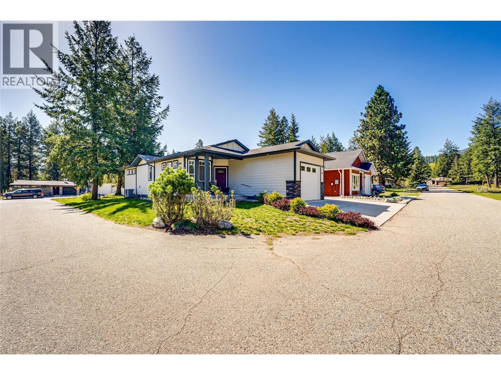 












270 Grouse Avenue

,
Vernon,




British Columbia
V1H2A1

