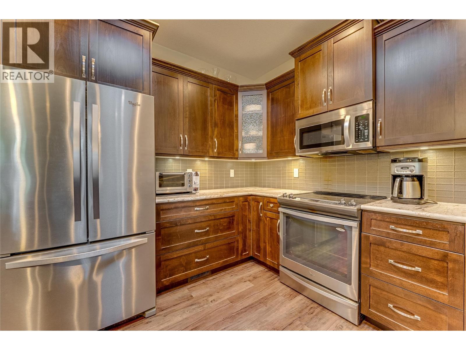 












270 Grouse Avenue

,
Vernon,




British Columbia
V1H2A1

