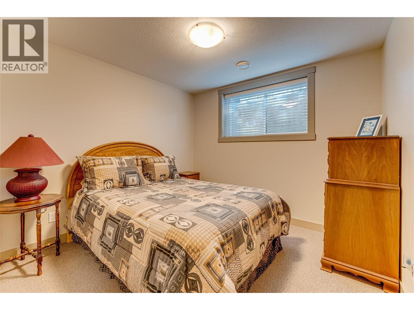 












270 Grouse Avenue

,
Vernon,




British Columbia
V1H2A1

