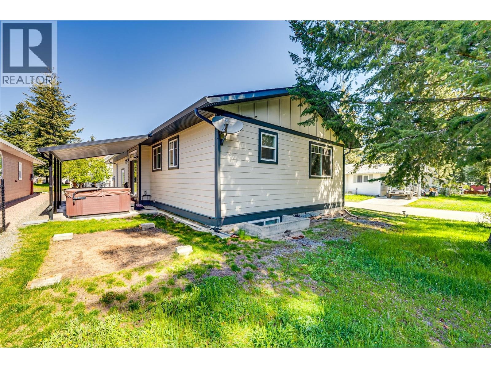 












270 Grouse Avenue

,
Vernon,




British Columbia
V1H2A1

