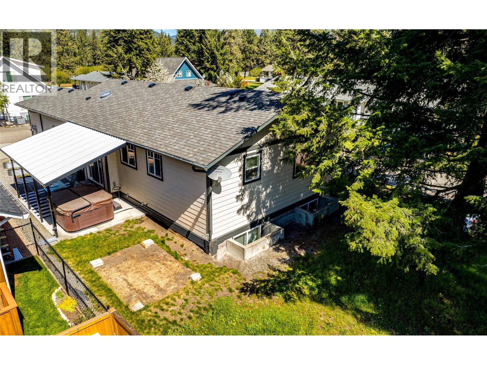 












270 Grouse Avenue

,
Vernon,




British Columbia
V1H2A1

