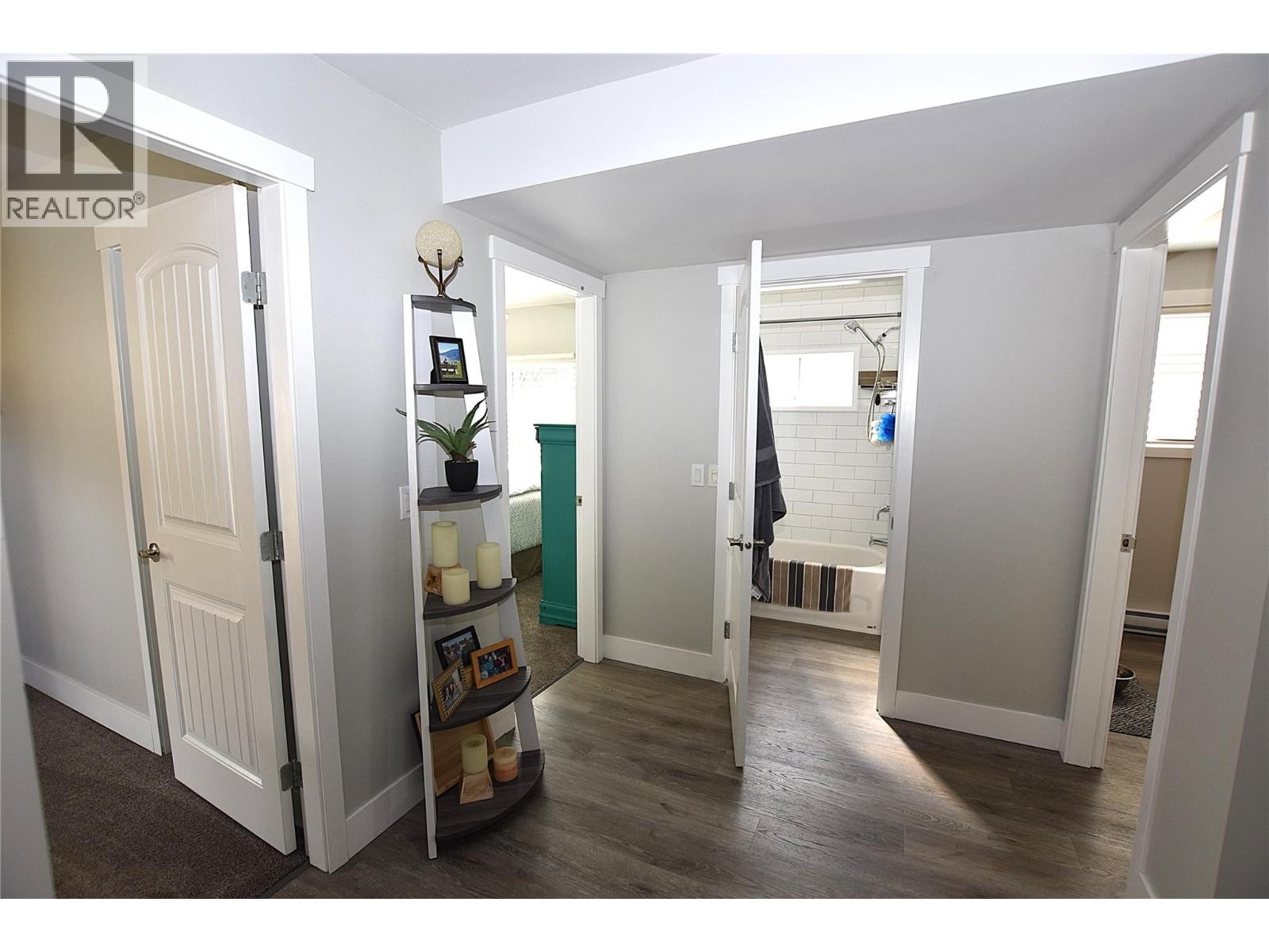 












191 Falcon Avenue

,
Vernon,




British Columbia
V1H2A1

