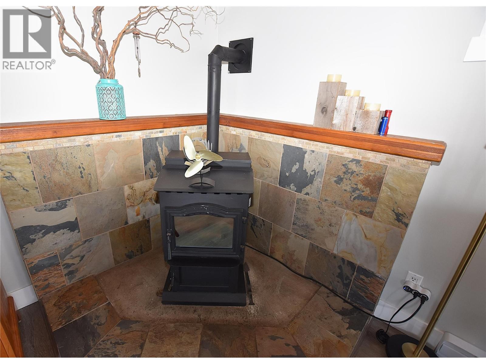 












191 Falcon Avenue

,
Vernon,




British Columbia
V1H2A1

