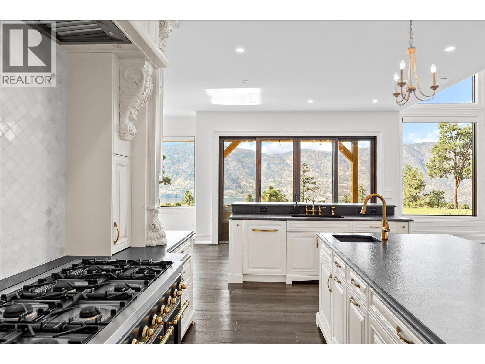 












3151 Shayler Road

,
Kelowna,




British Columbia
V1V2R1

