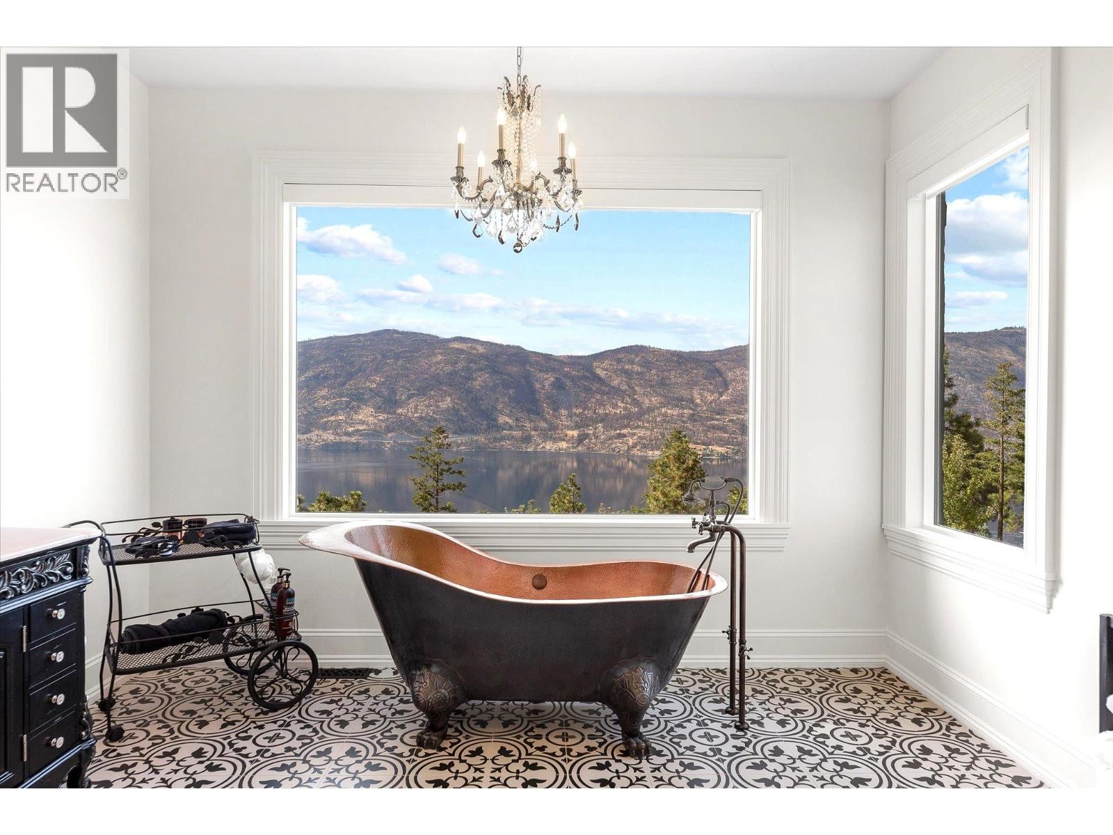 












3151 Shayler Road

,
Kelowna,




British Columbia
V1V2R1

