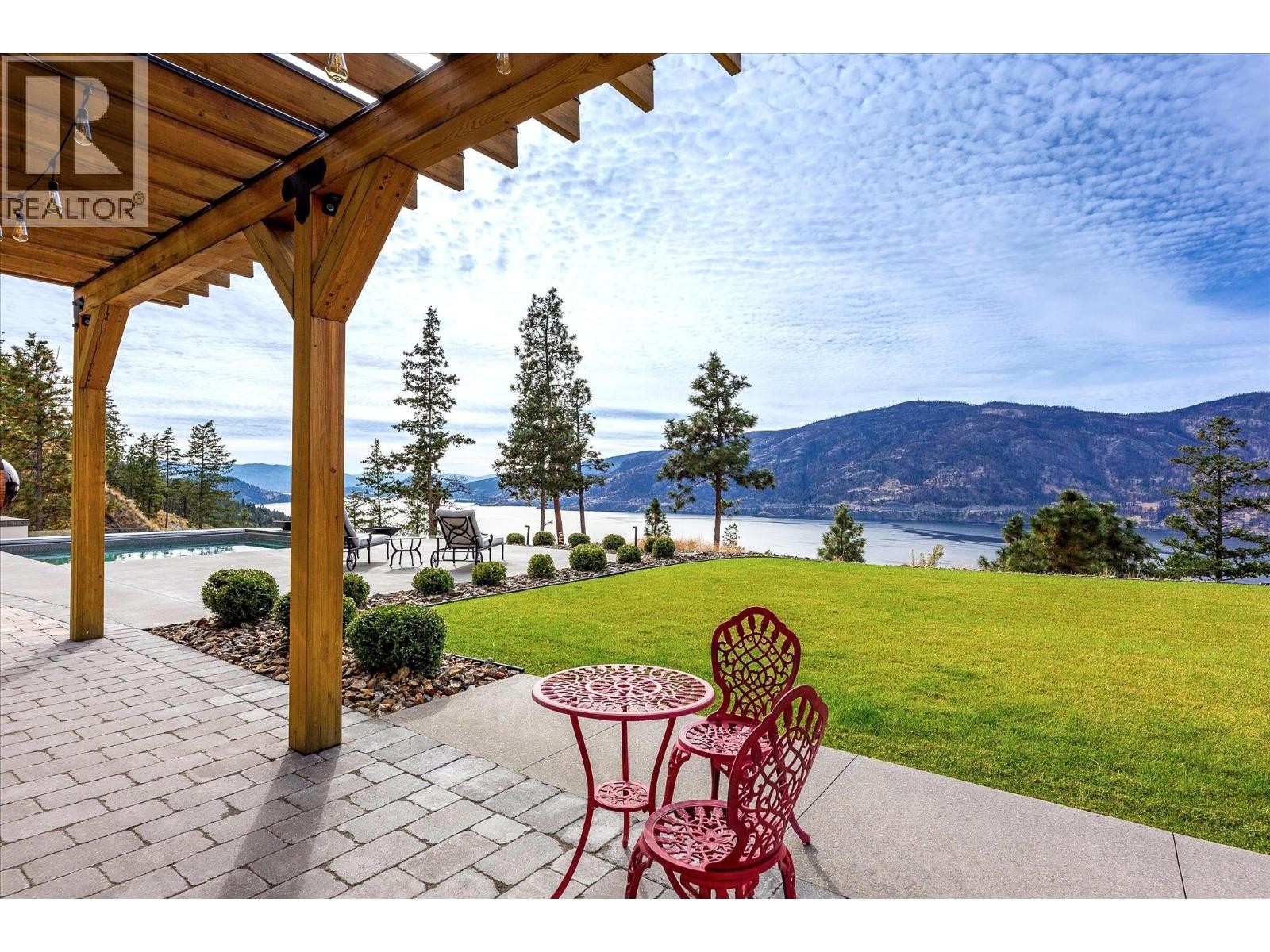 












3151 Shayler Road

,
Kelowna,




British Columbia
V1V2R1

