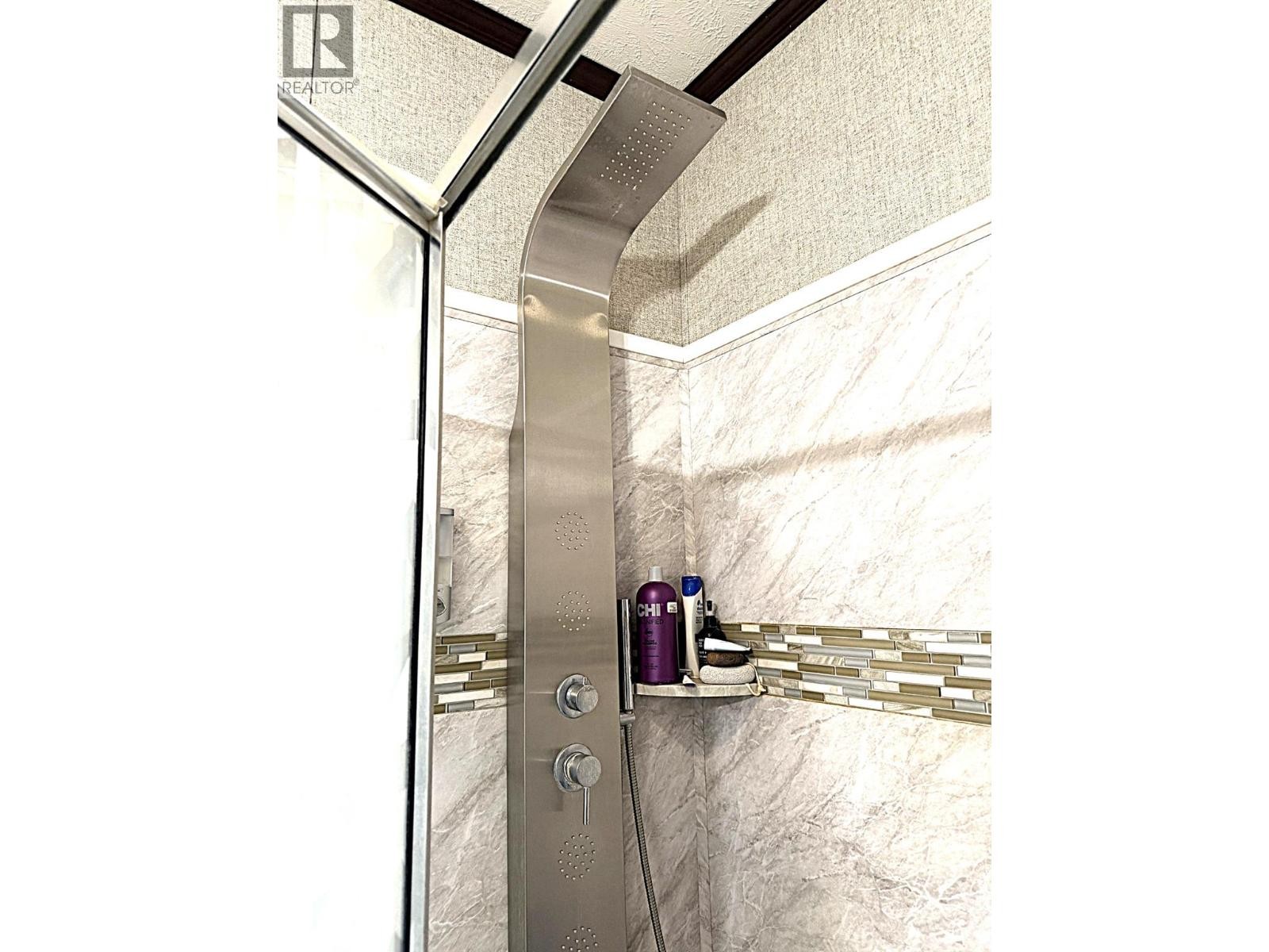 












65 Antoine Road Unit# 3

,
Vernon,




British Columbia
V1H2A3

