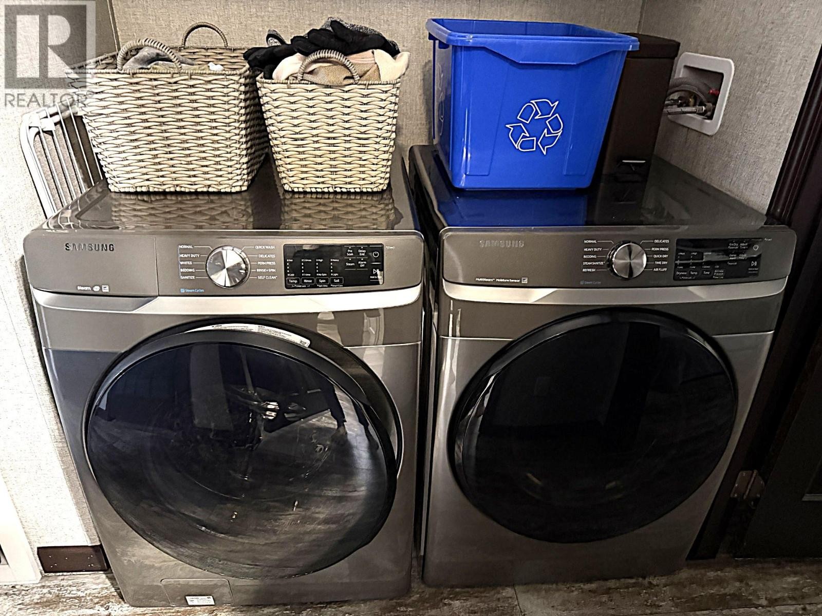 












65 Antoine Road Unit# 3

,
Vernon,




British Columbia
V1H2A3

