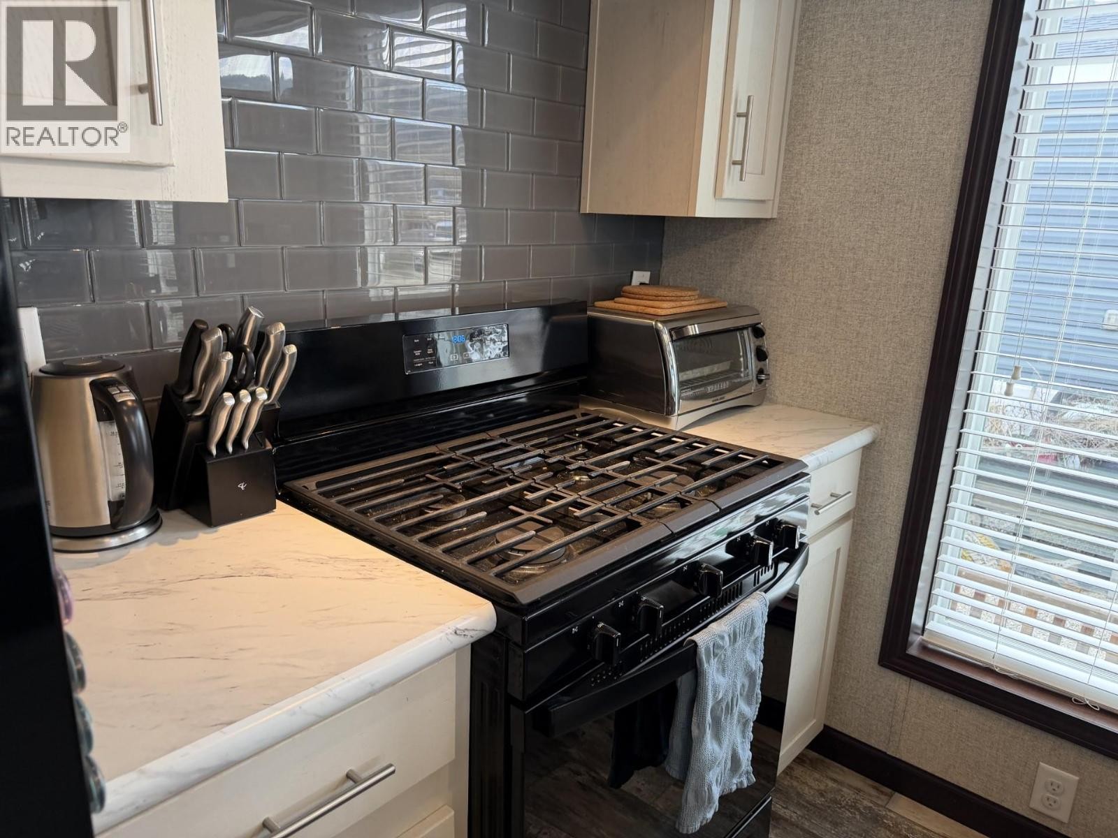 












65 Antoine Road Unit# 3

,
Vernon,




British Columbia
V1H2A3

