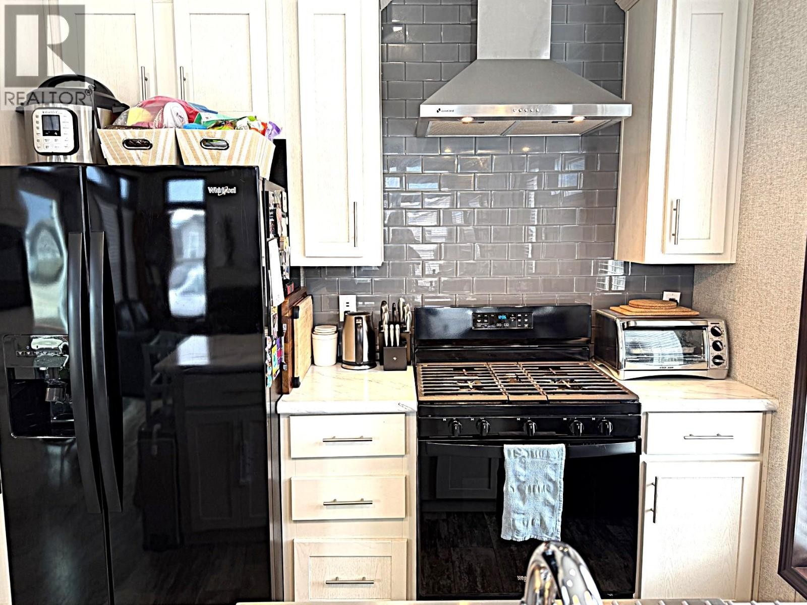 












65 Antoine Road Unit# 3

,
Vernon,




British Columbia
V1H2A3

