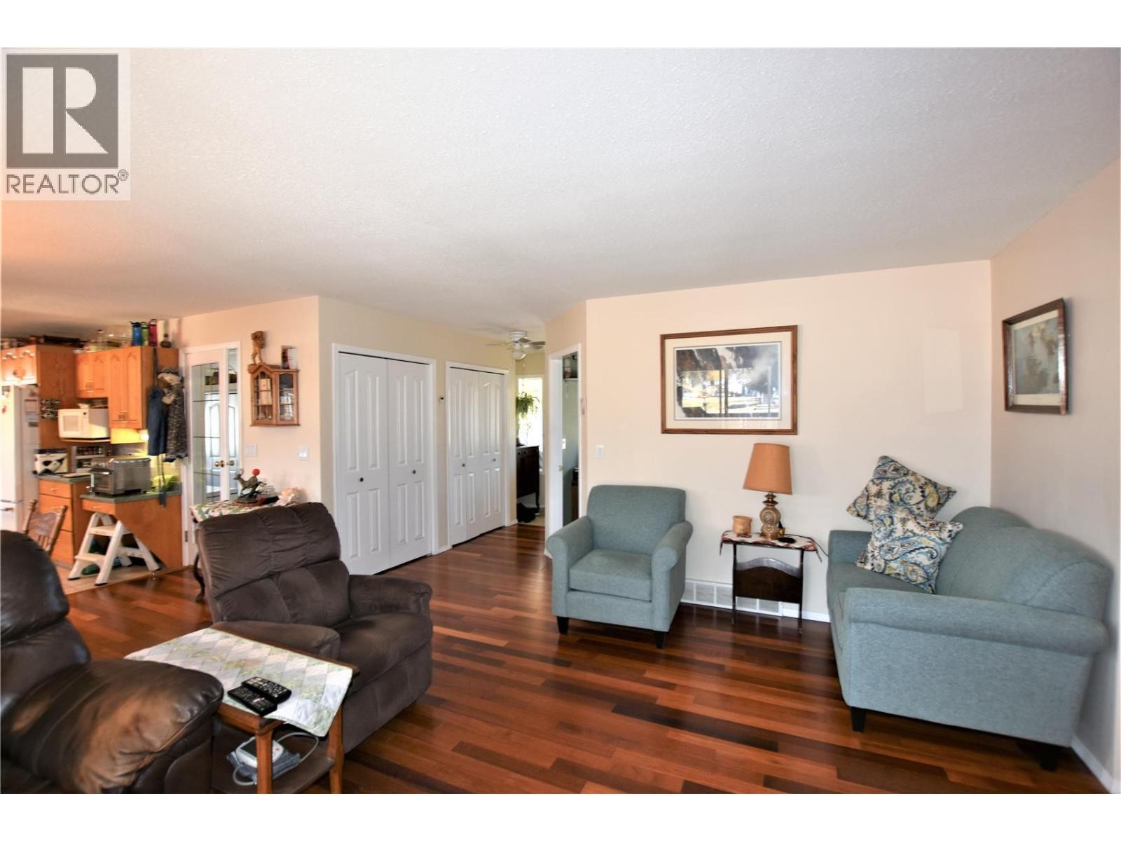 












536 Loon Avenue

,
Vernon,




British Columbia
V1H2A1

