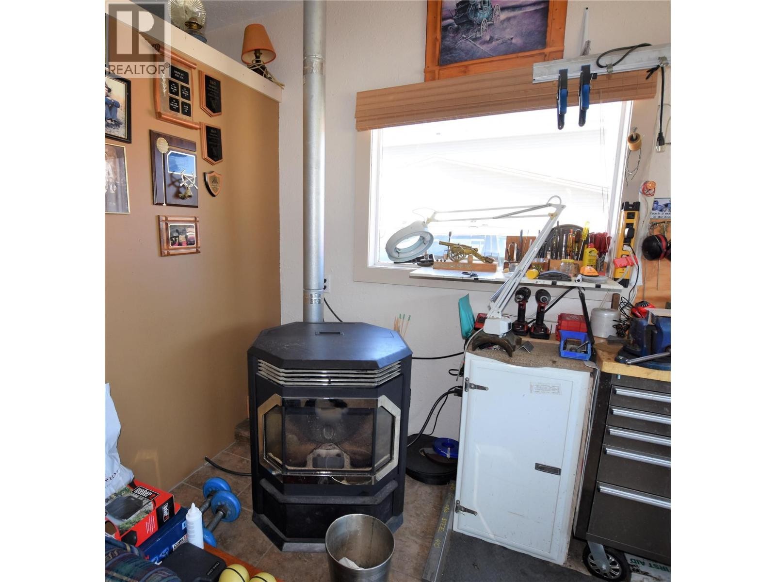 












536 Loon Avenue

,
Vernon,




British Columbia
V1H2A1

