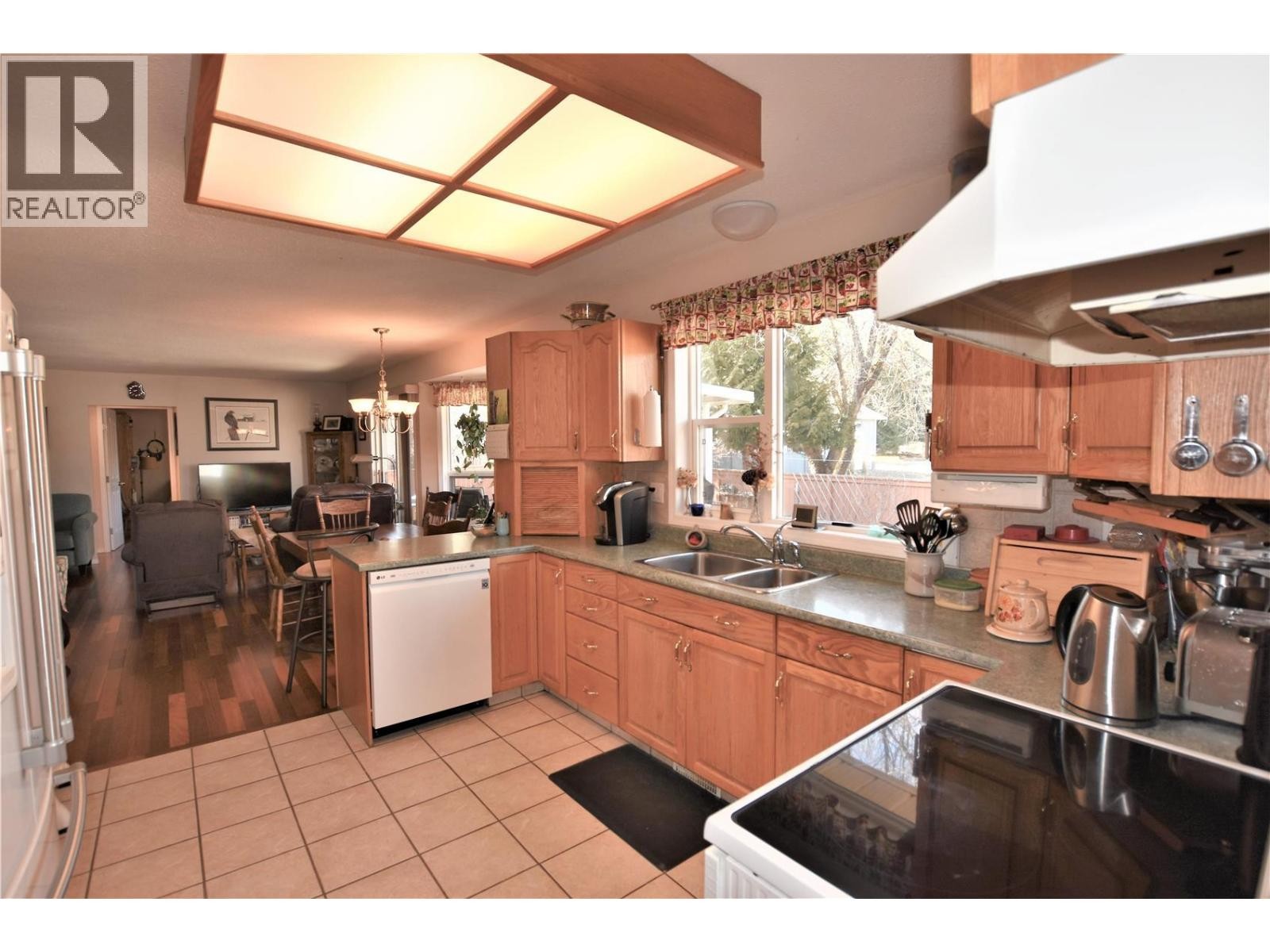 












536 Loon Avenue

,
Vernon,




British Columbia
V1H2A1

