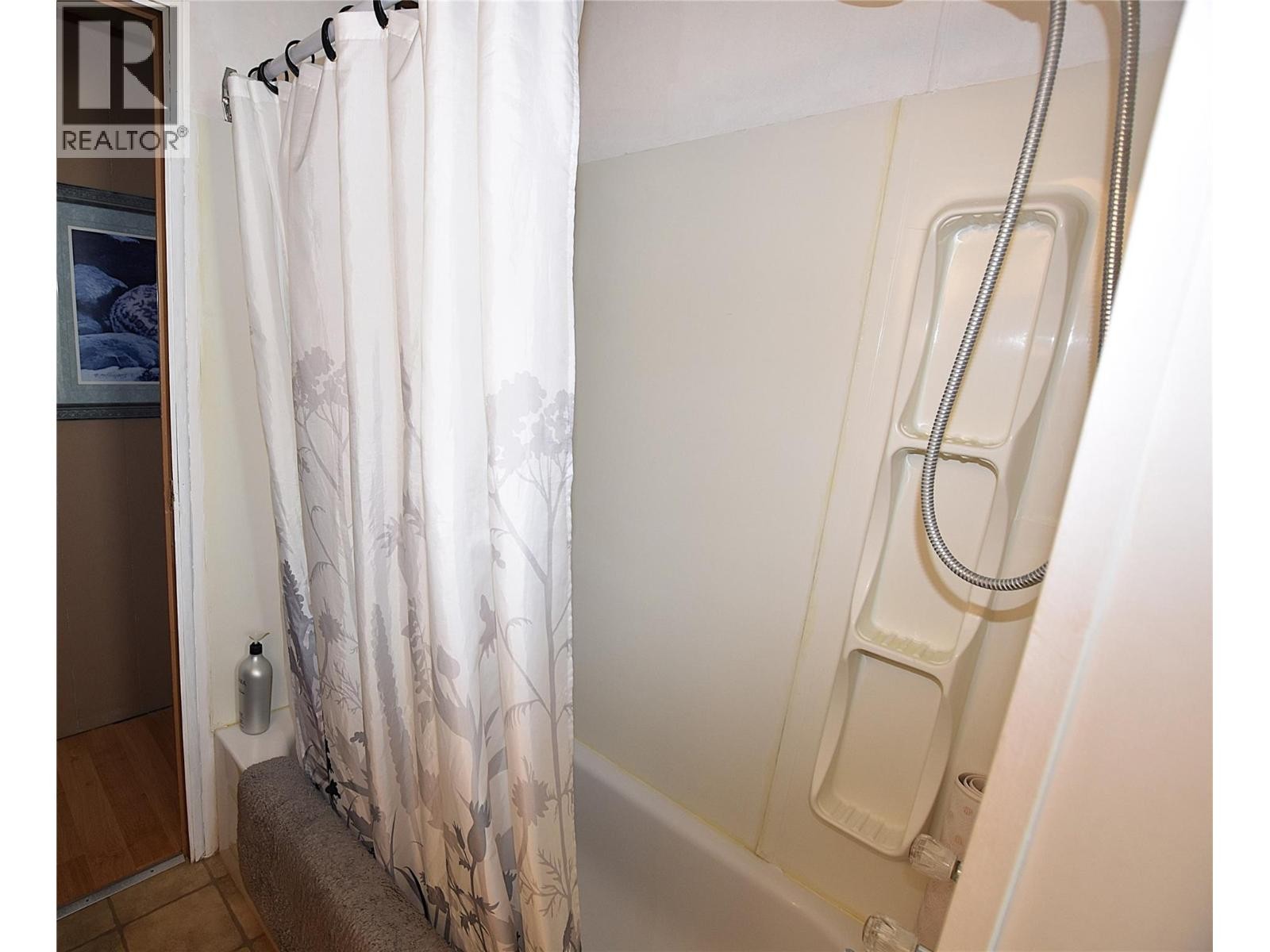 












8508 Clerke Road Unit# 19

,
Coldstream,




British Columbia
V0E1B6

