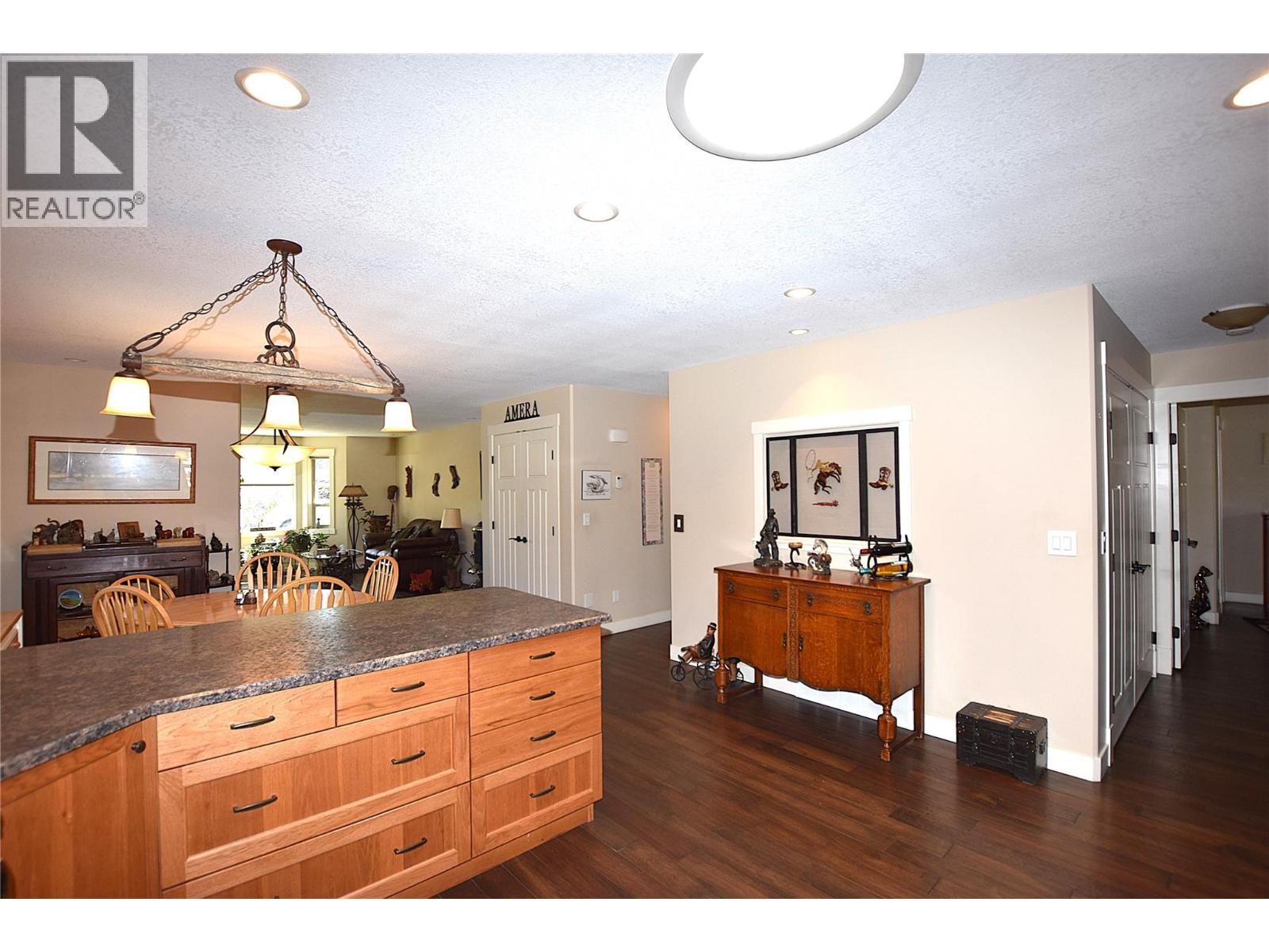 












494 Kingfisher Avenue

,
Vernon,




British Columbia
V1H2A1

