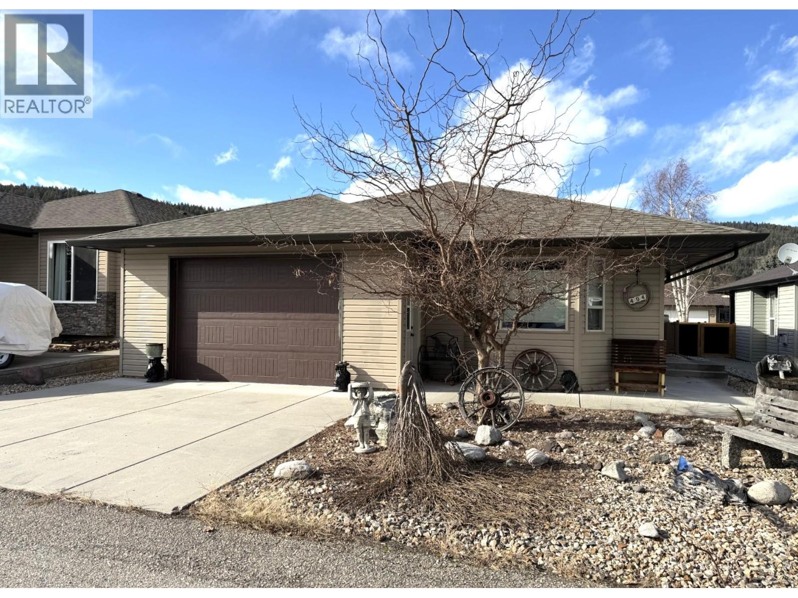 












494 Kingfisher Avenue

,
Vernon,




British Columbia
V1H2A1

