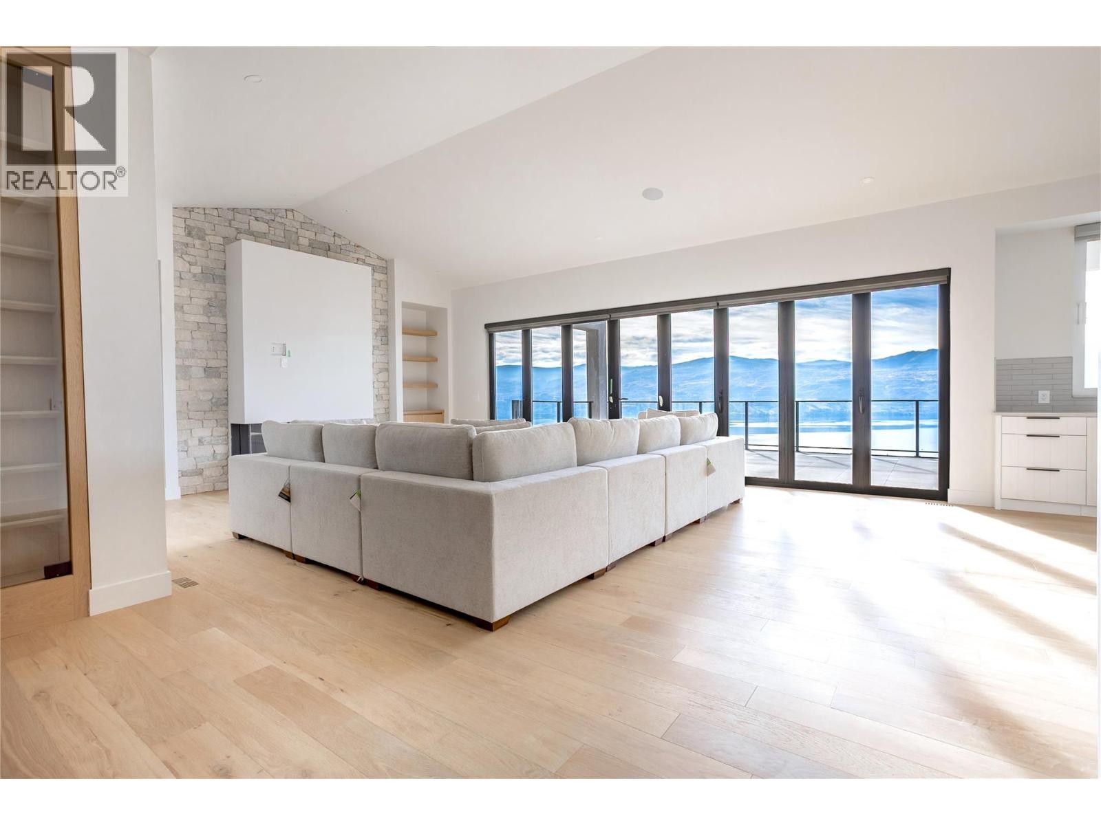












1403 Vineyard Drive

,
West Kelowna,




British Columbia
V4T3H9

