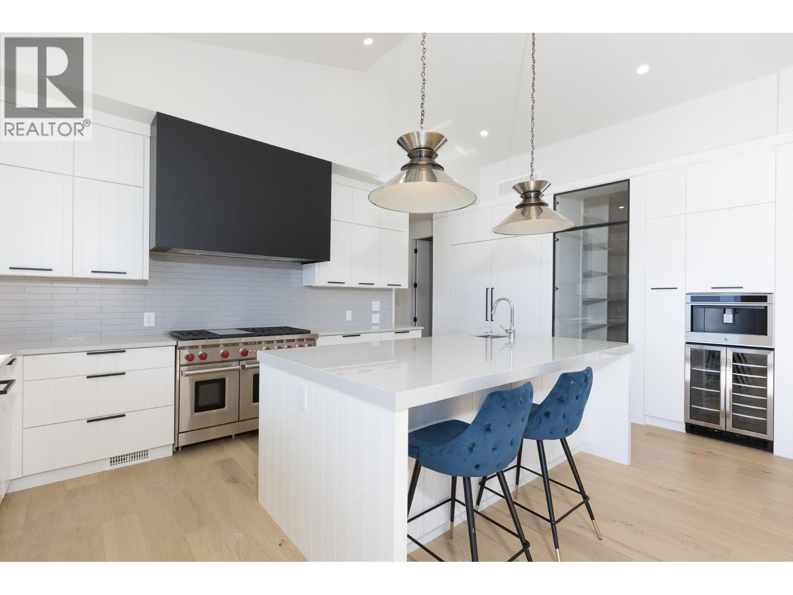 












1403 Vineyard Drive

,
West Kelowna,




British Columbia
V4T3H9

