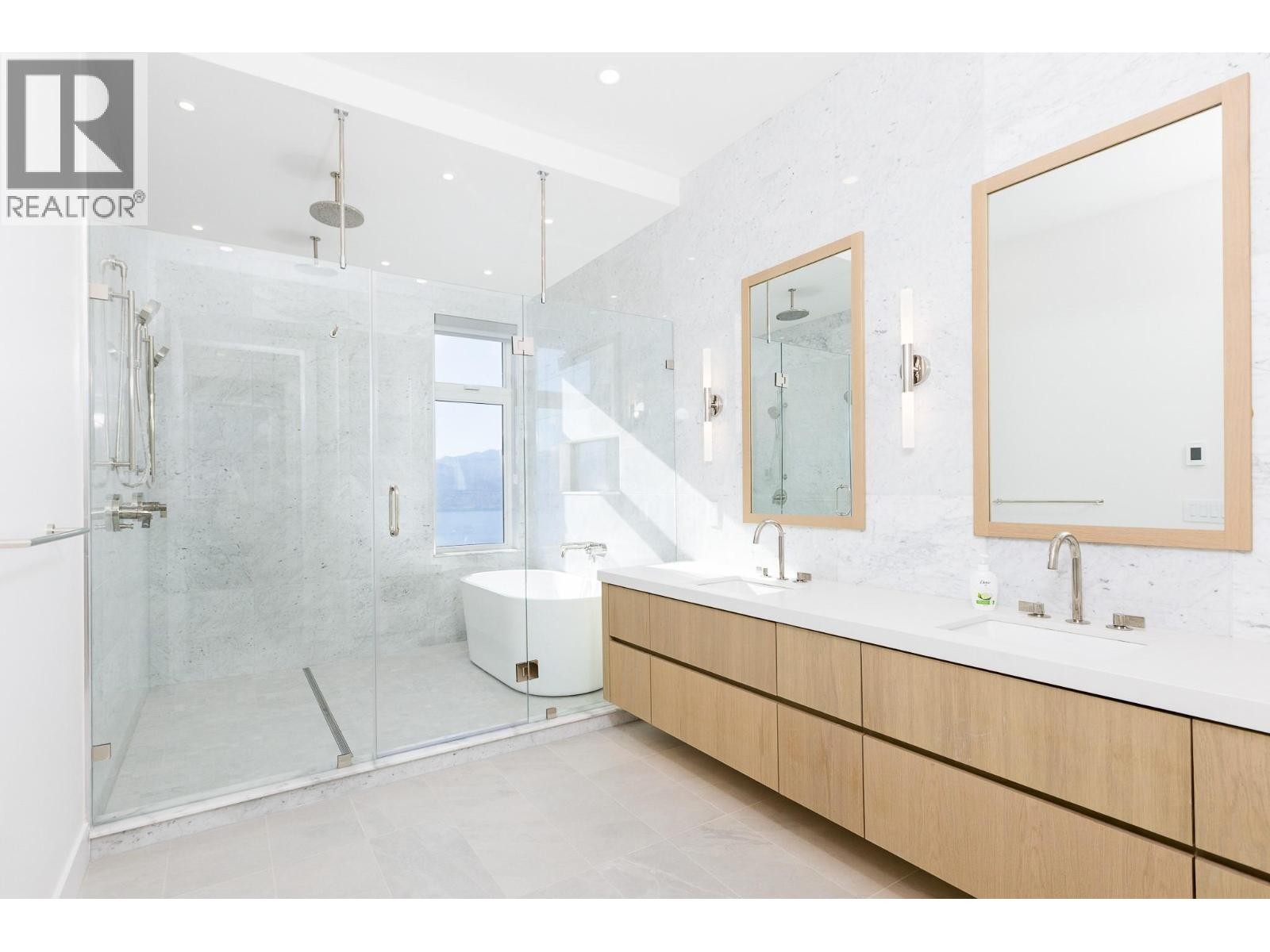 












1403 Vineyard Drive

,
West Kelowna,




British Columbia
V4T3H9

