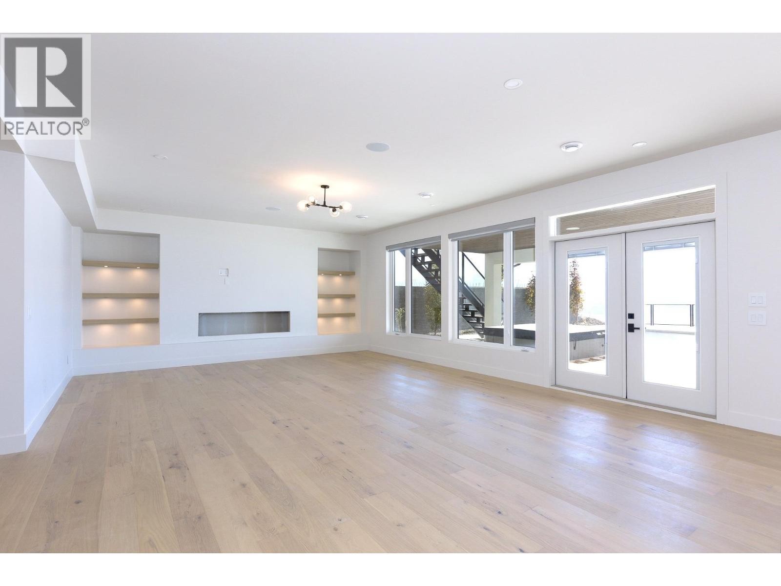 












1403 Vineyard Drive

,
West Kelowna,




British Columbia
V4T3H9

