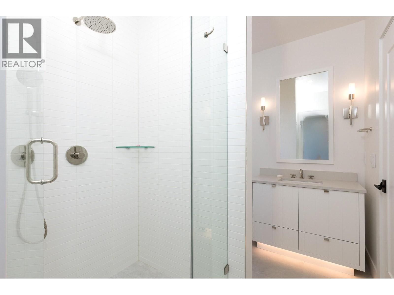 












1403 Vineyard Drive

,
West Kelowna,




British Columbia
V4T3H9

